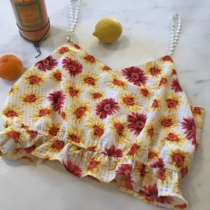 LF - Millau crop top with sunflowers🌻